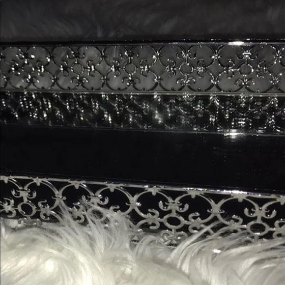 Vanity Tray | Silver Mirror Tray | SALE 🎉 - Picture 9 of 11